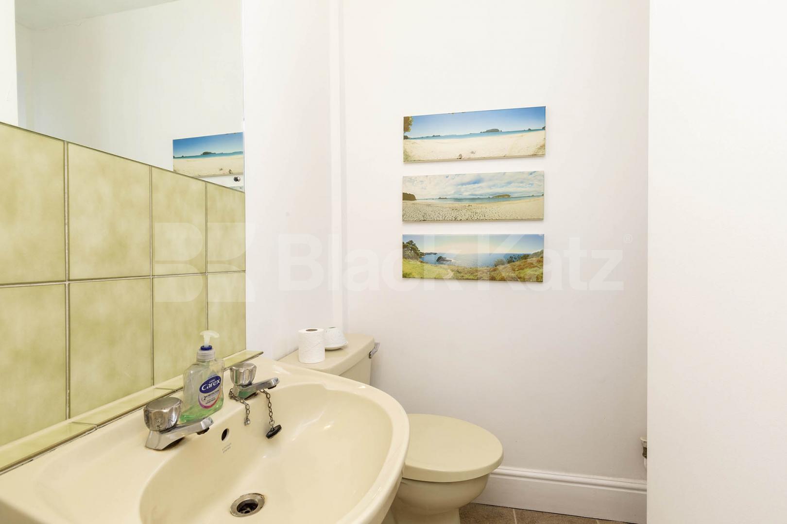 Arranged over two floors and overlooking the Regents Canal  Baring Street, Shoreditch Park